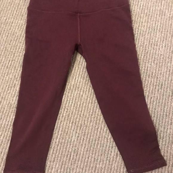 Lululemon reveal crop (strip 17”) color Dark Adobe - Picture 5 of 7